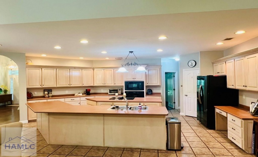 750 littlefield, United States 31546, 4 Bedrooms Bedrooms, 10 Rooms Rooms,3 BathroomsBathrooms,For Sale,littlefield,158694