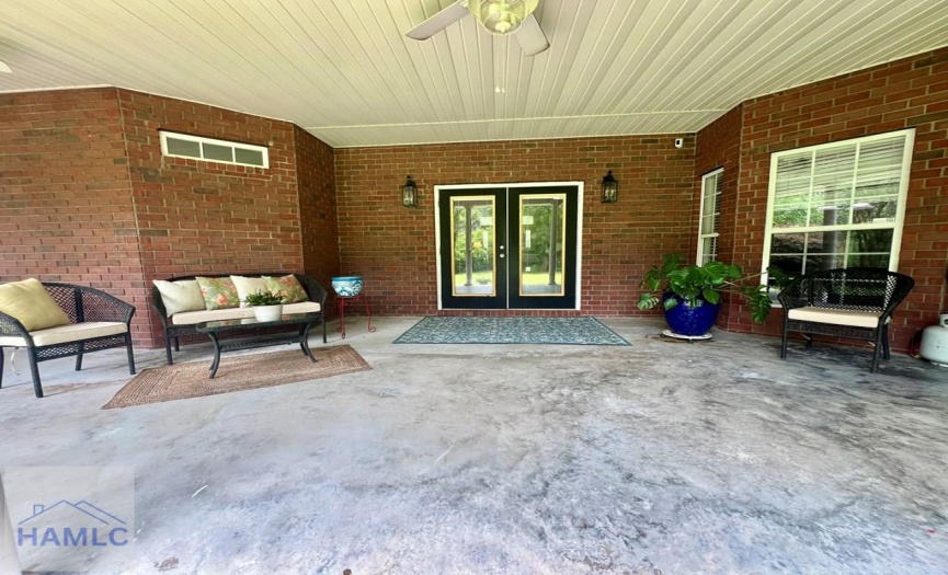 750 littlefield, United States 31546, 4 Bedrooms Bedrooms, 10 Rooms Rooms,3 BathroomsBathrooms,For Sale,littlefield,158694
