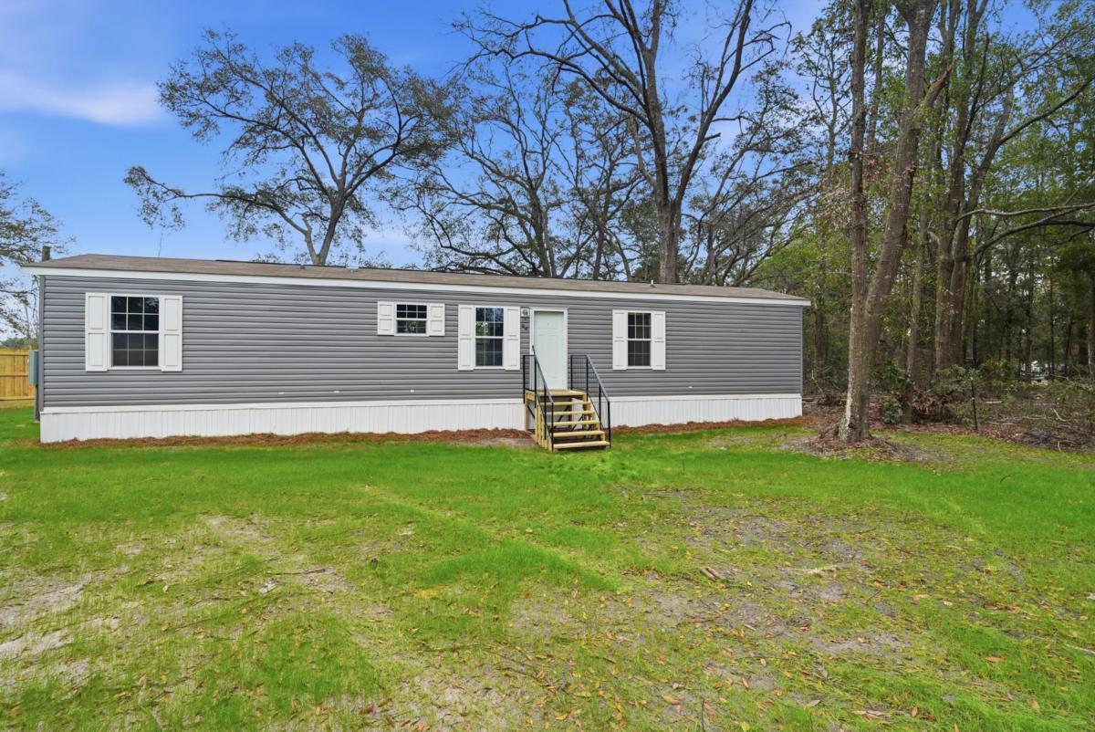 94 Thrasher LN E Jesup GA 31545 image 3