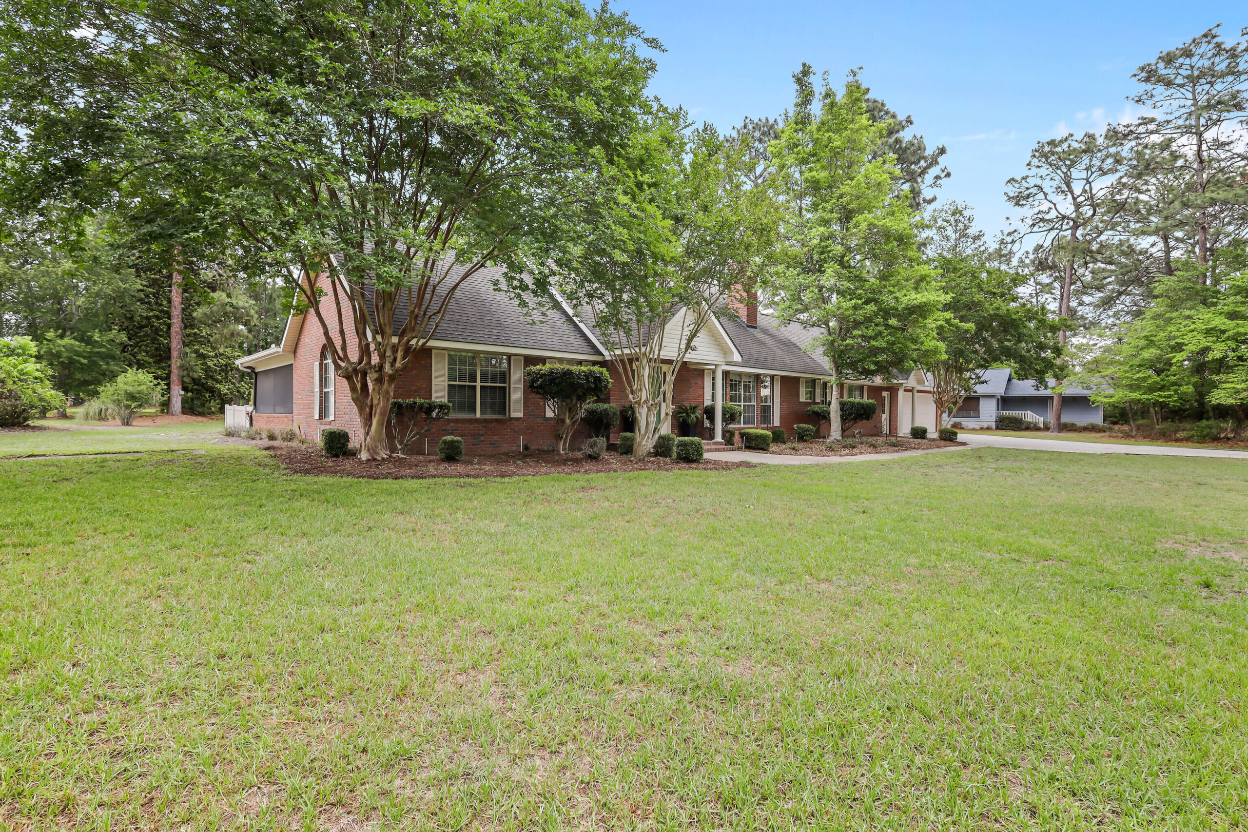 8 N Bogey DR Jesup GA 31546 image 2