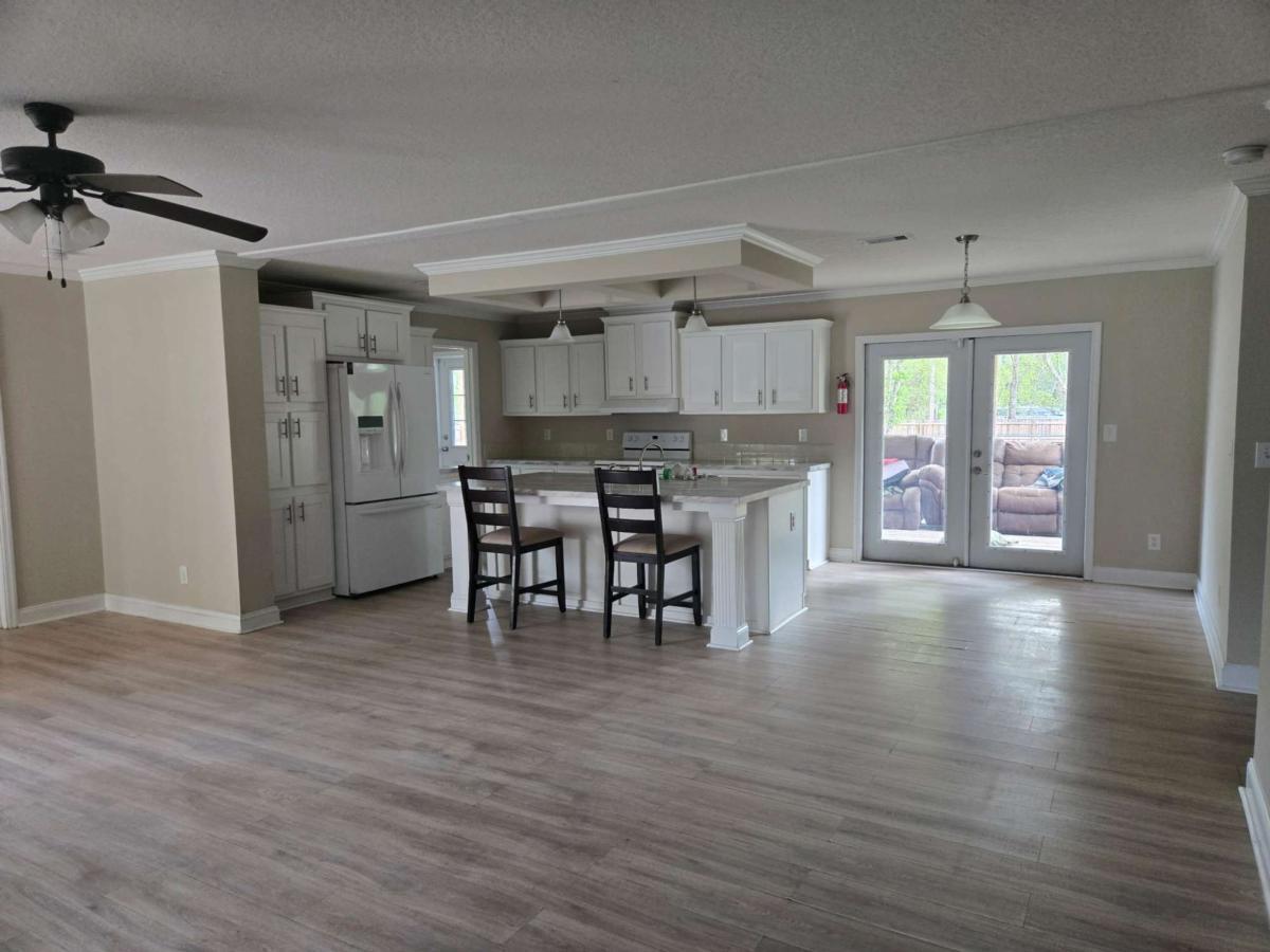 688 Linden Bluff DR Jesup GA 31545 image 3