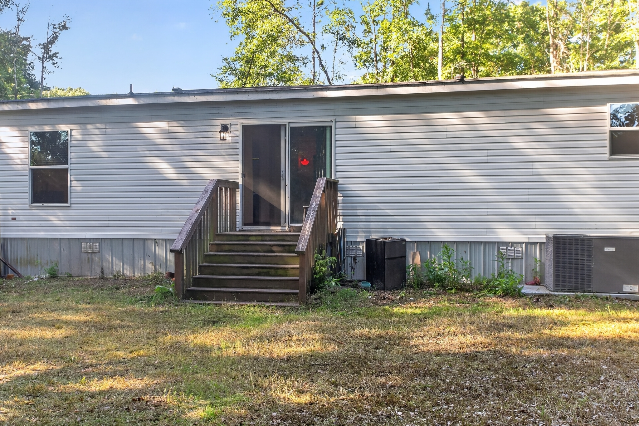 219 Compass RD Jesup GA 31545 image 4