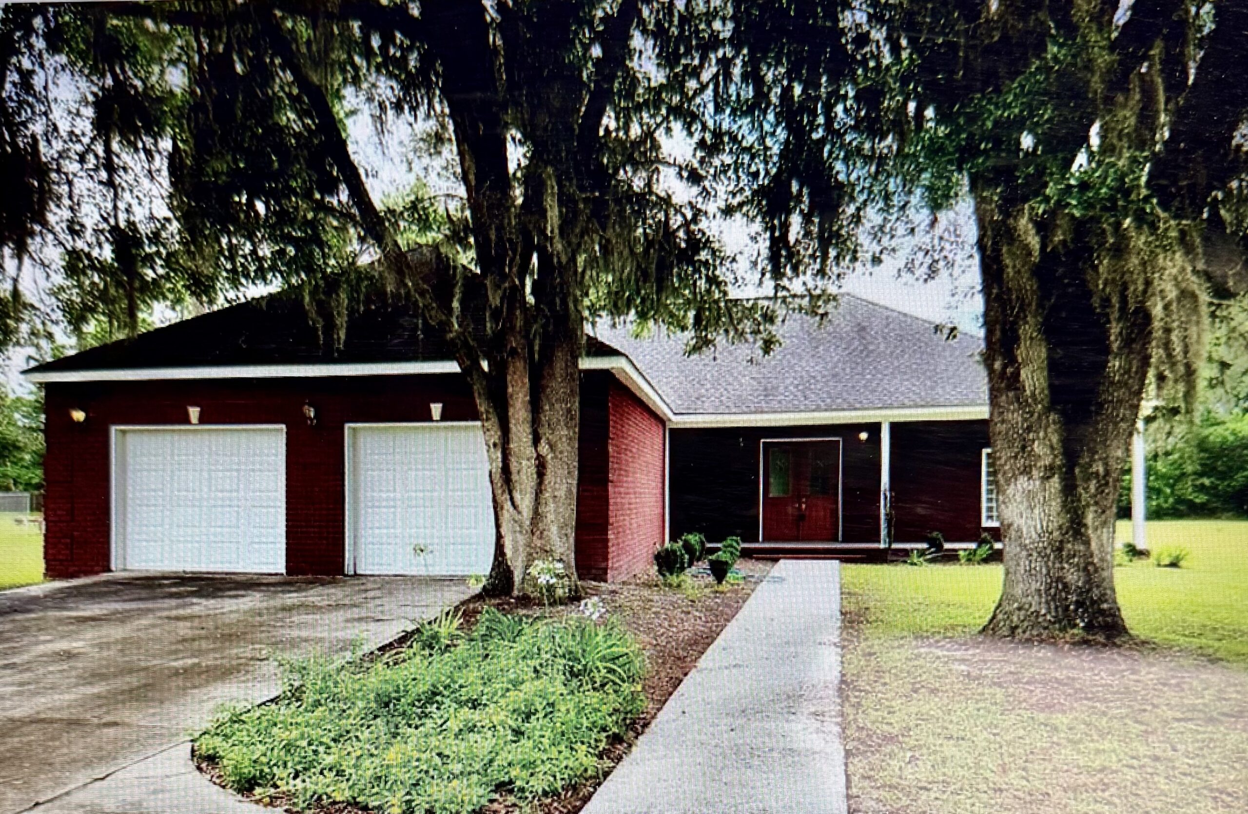 714 Altamaha RD Jesup GA 31545 image 2