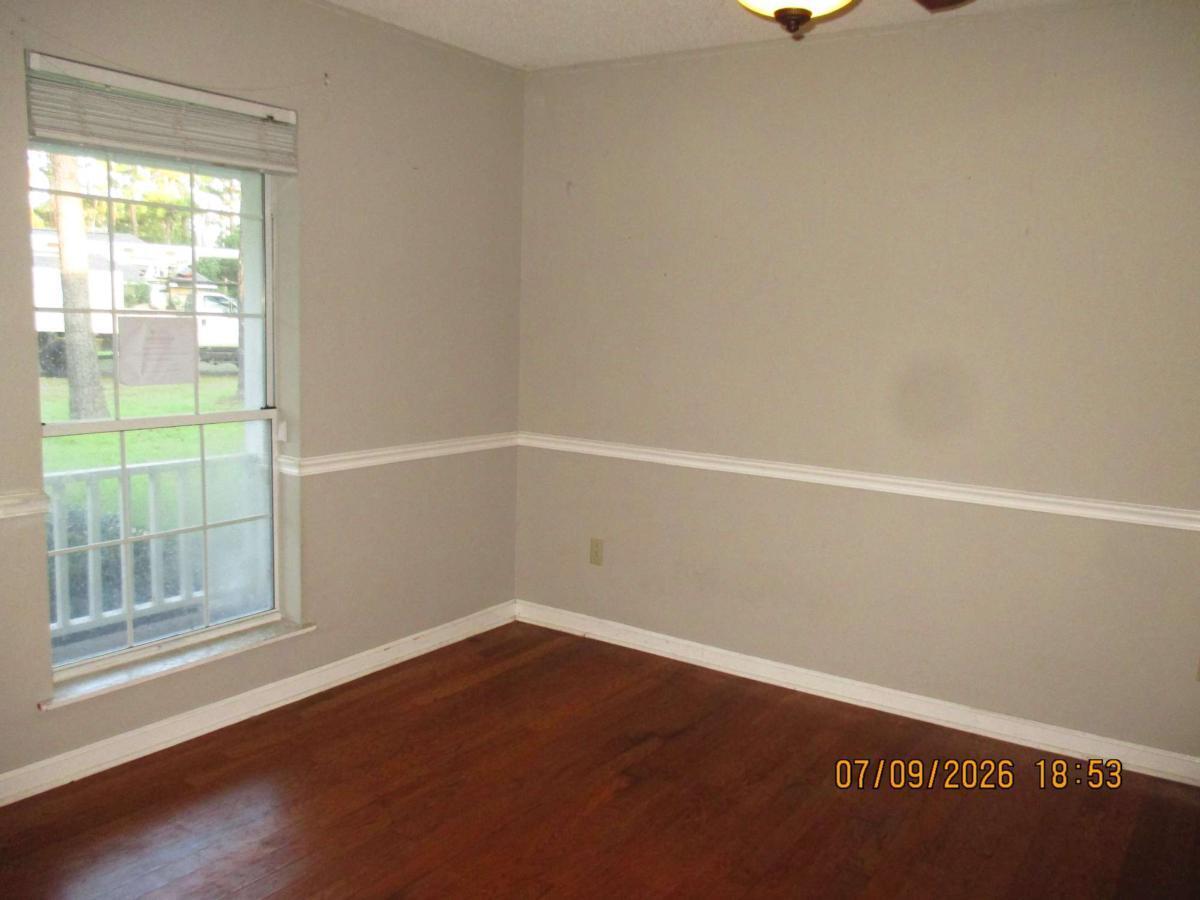 2500 Pin Oak ST Jesup GA 31546 image 2
