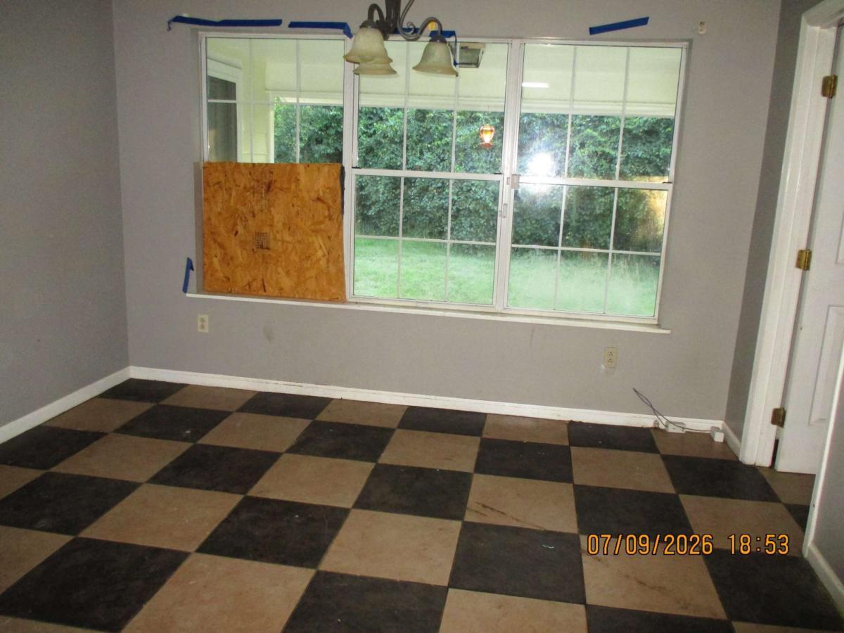 2500 Pin Oak ST Jesup GA 31546 image 5
