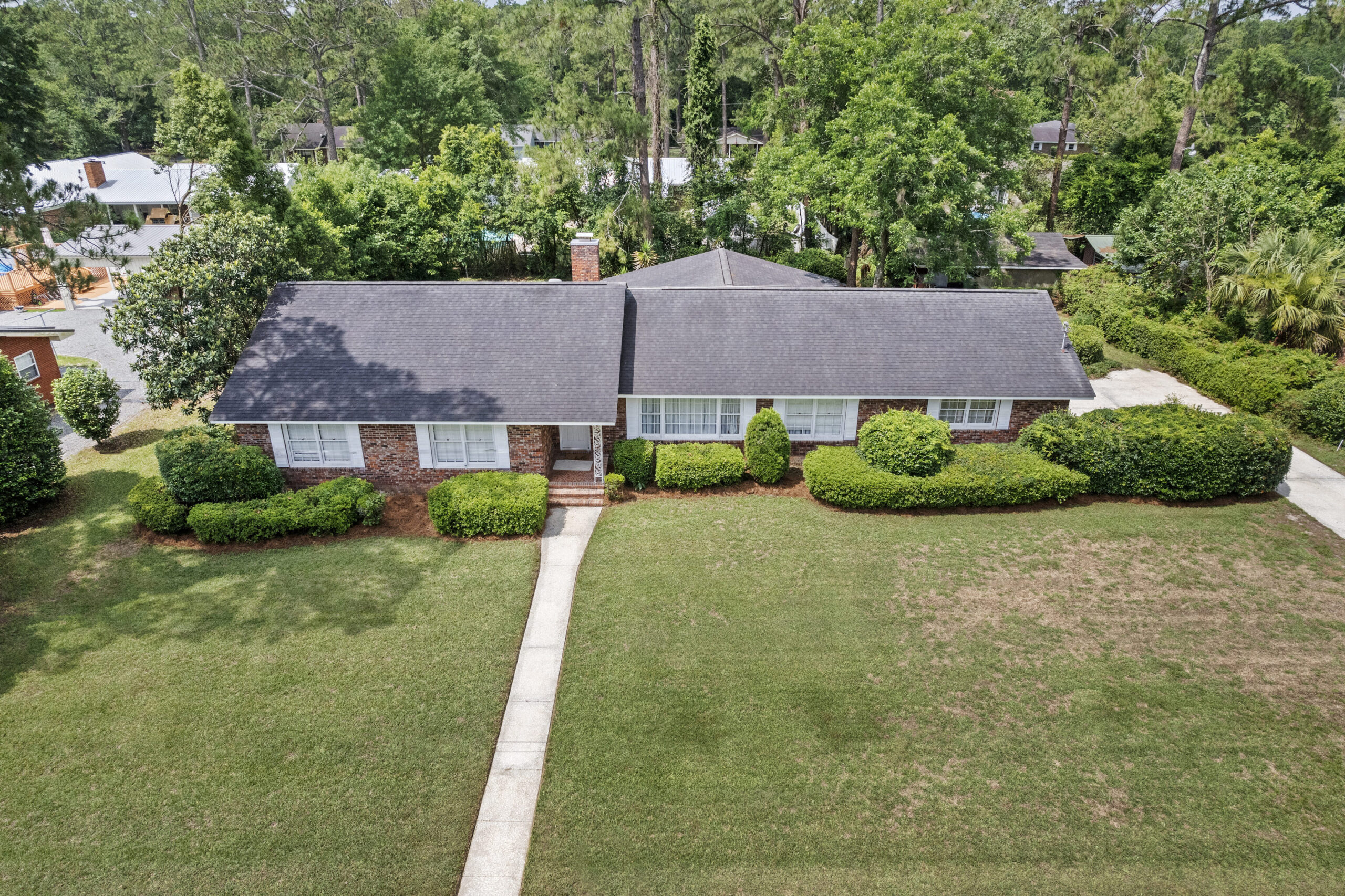 147 W Magnolia ST Jesup GA 31545 image 1