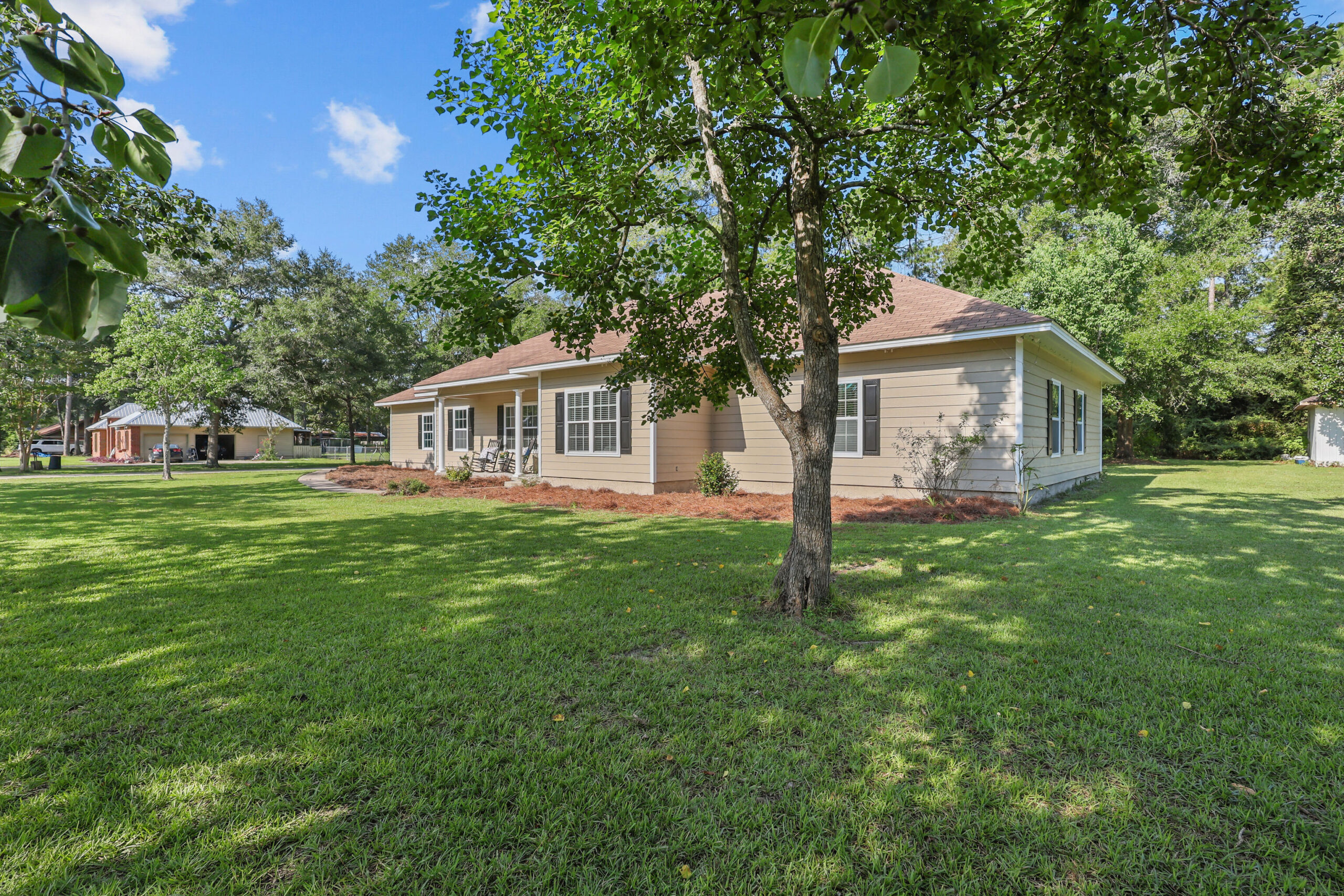 125 Pleasant WAY Jesup GA 31545 image 2