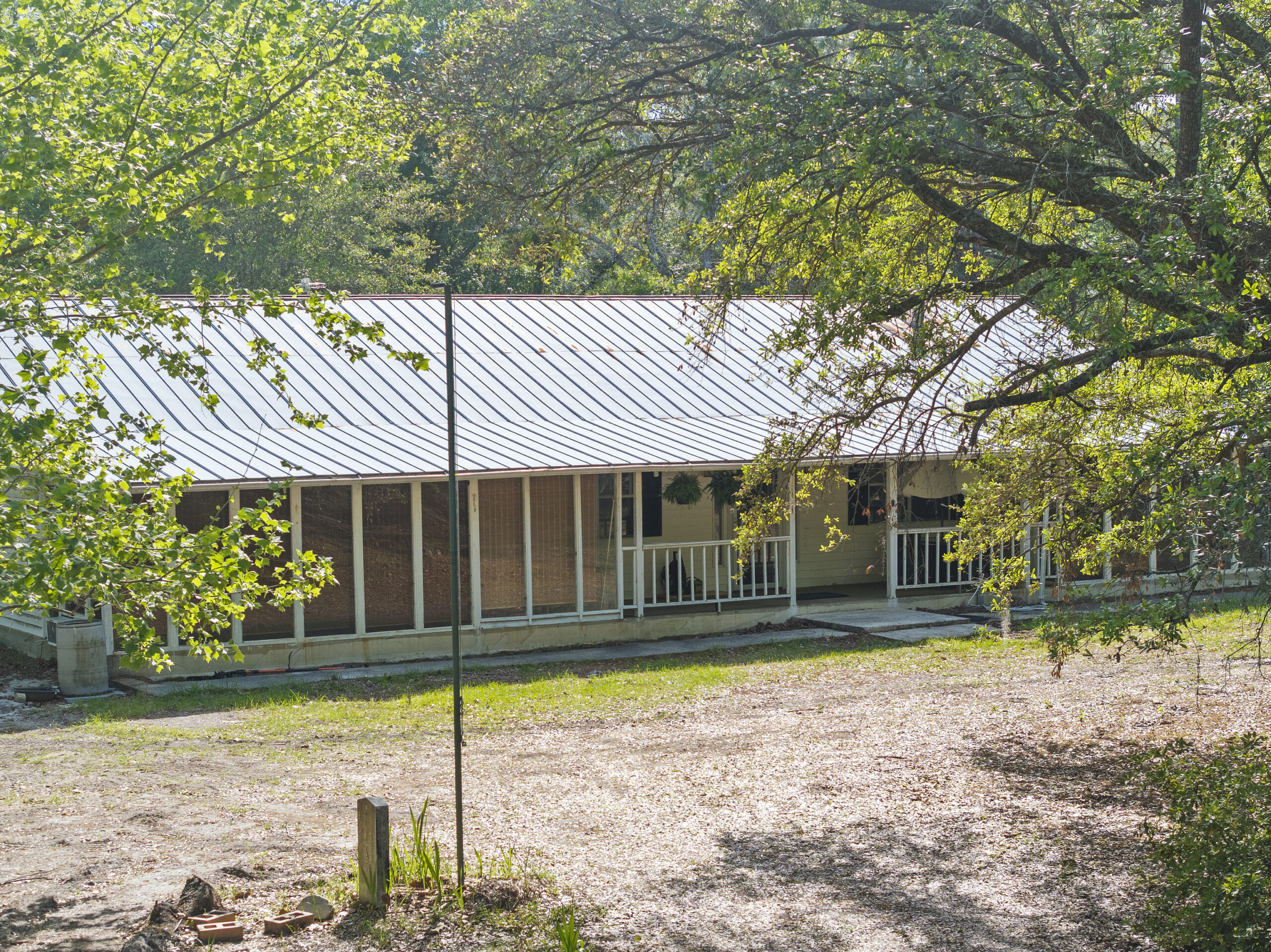 1234 Bennett RD Screven GA 31560 image 1